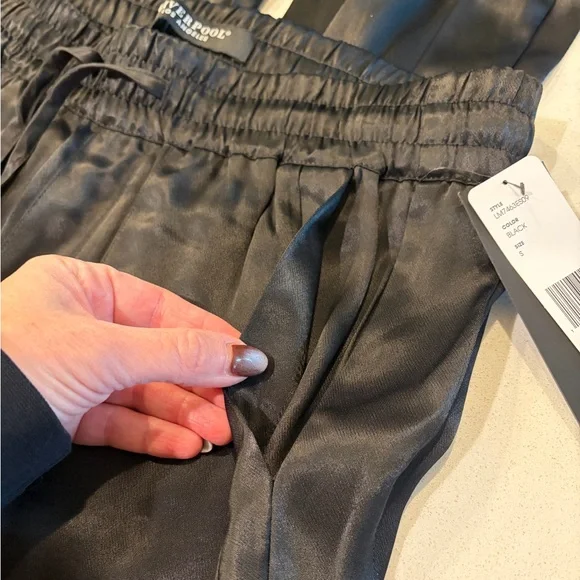 Liverpool Los Angeles black joggers, NWT - Picture 2 of 8